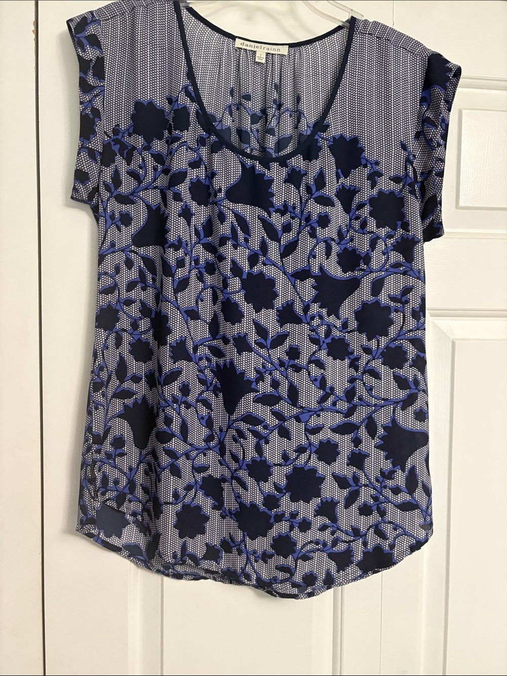 Daniel Rainn Navy and Blue Floral Scoop Neck Blouse